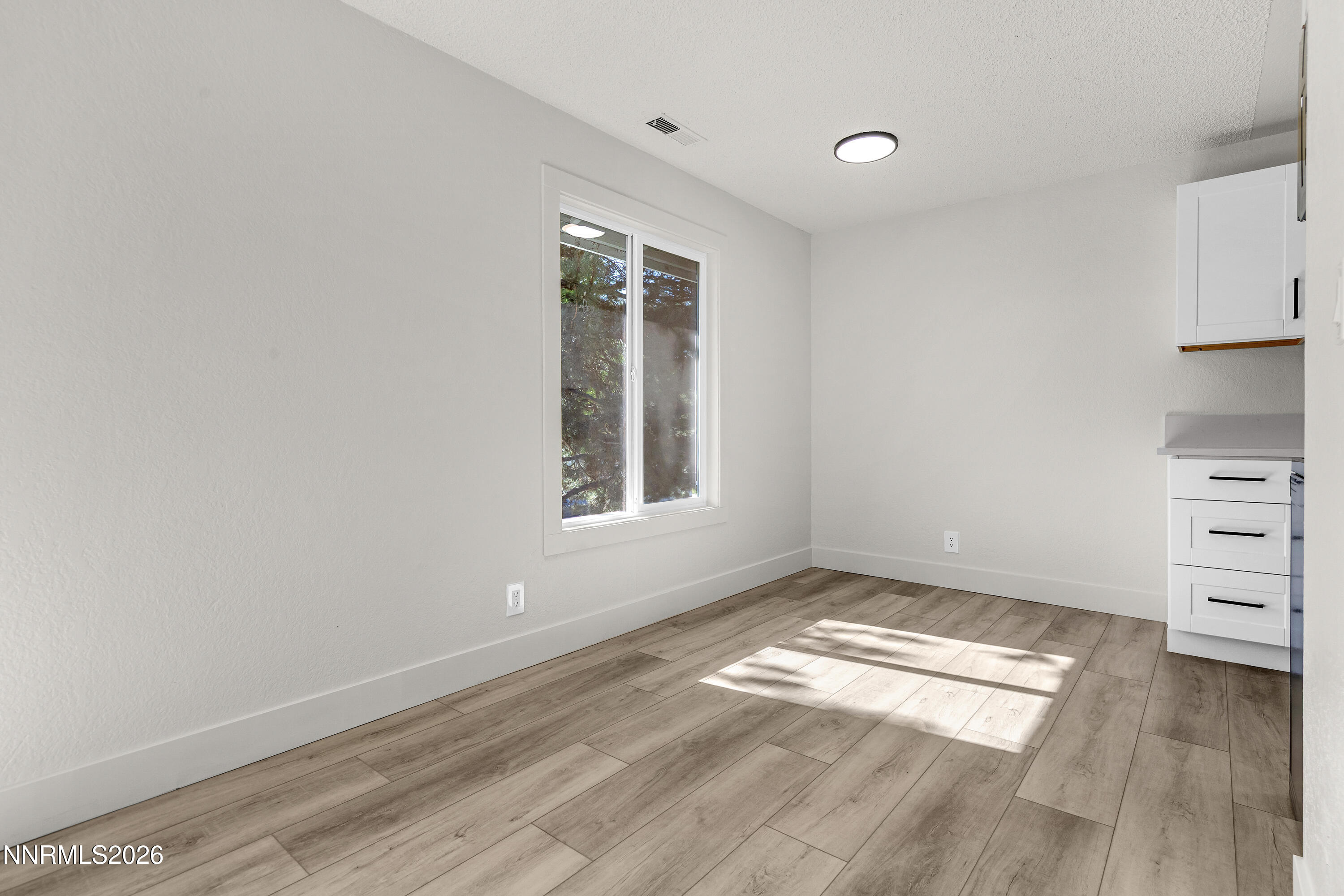 4600 Neil Road, Unit 2 Reno, NV 89502 - Photo 9 of 33 Neil4600_2-009