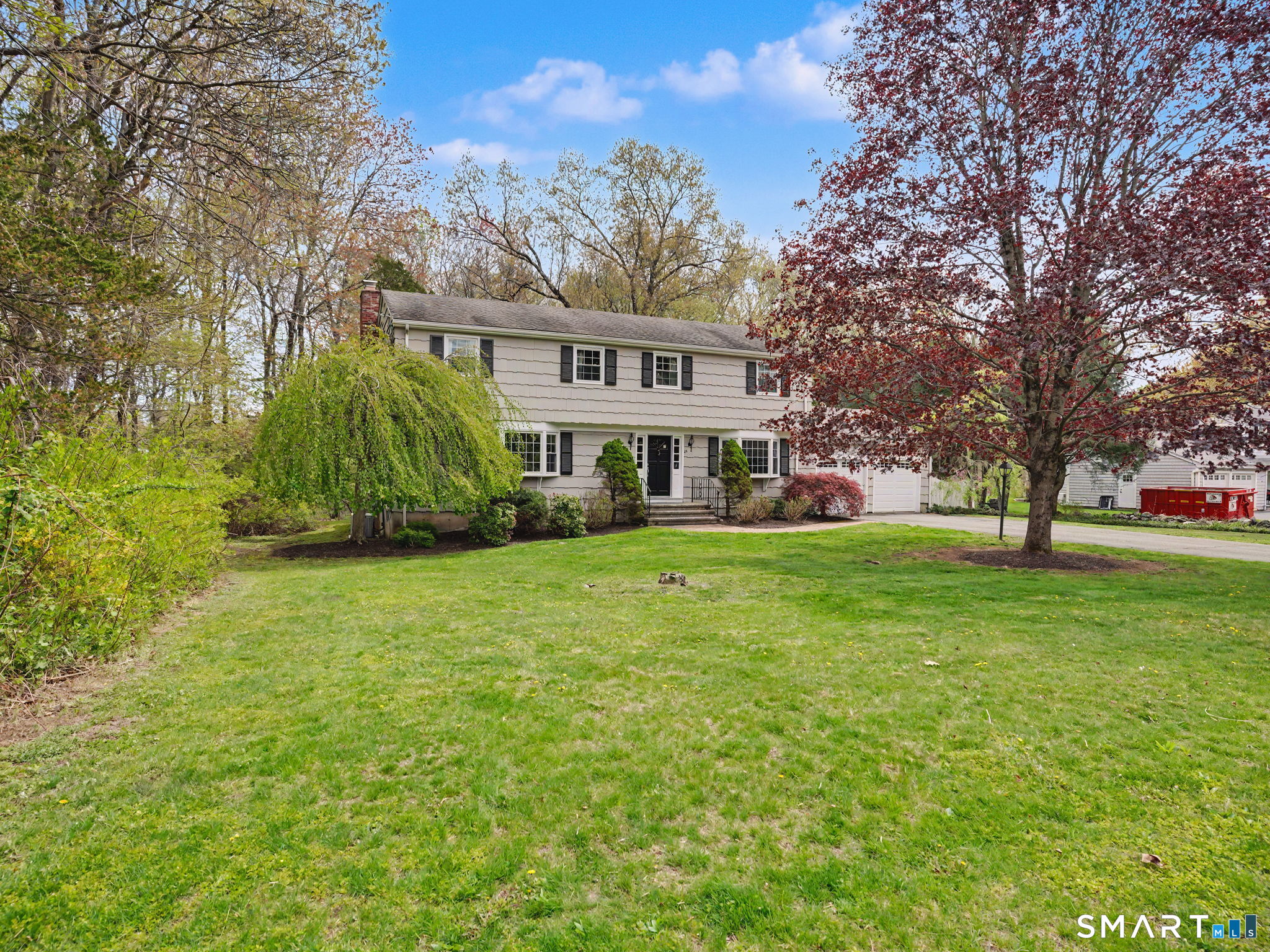45 Wendover Road Trumbull, CT 06611 - Photo 2 of 33