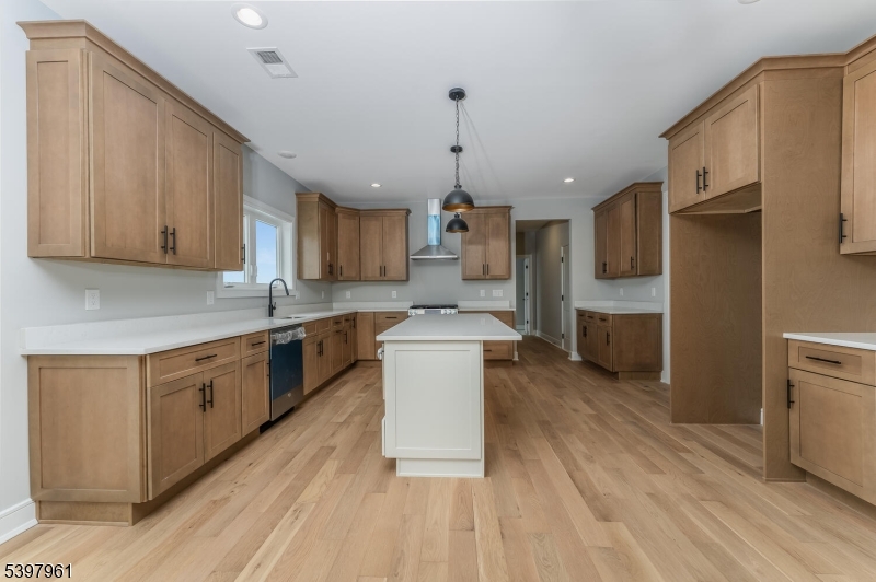 4 Spring Court Phillipsburg, NJ 08865 - Photo 13 of 41