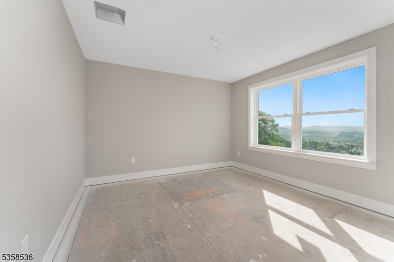 4 Spring Court Phillipsburg, NJ 08865 - Photo 24 of 30 an empty room with windows