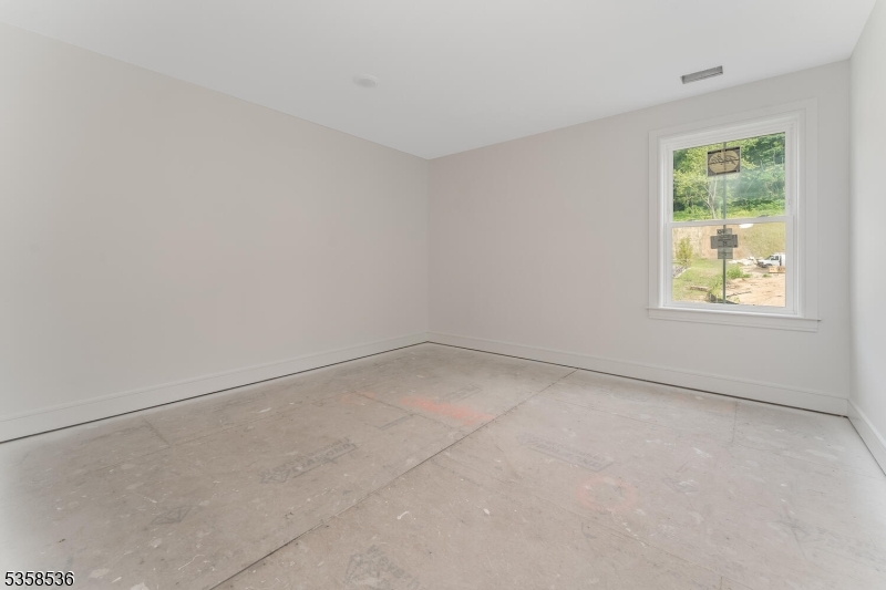 4 Spring Court Phillipsburg, NJ 08865 - Photo 29 of 30 an empty room with windows