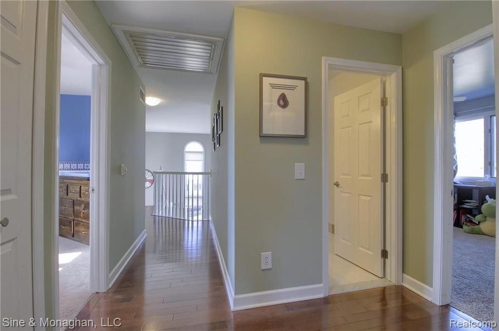 52075 Lillian Road Chesterfield, MI 48047 - Photo 21 of 34