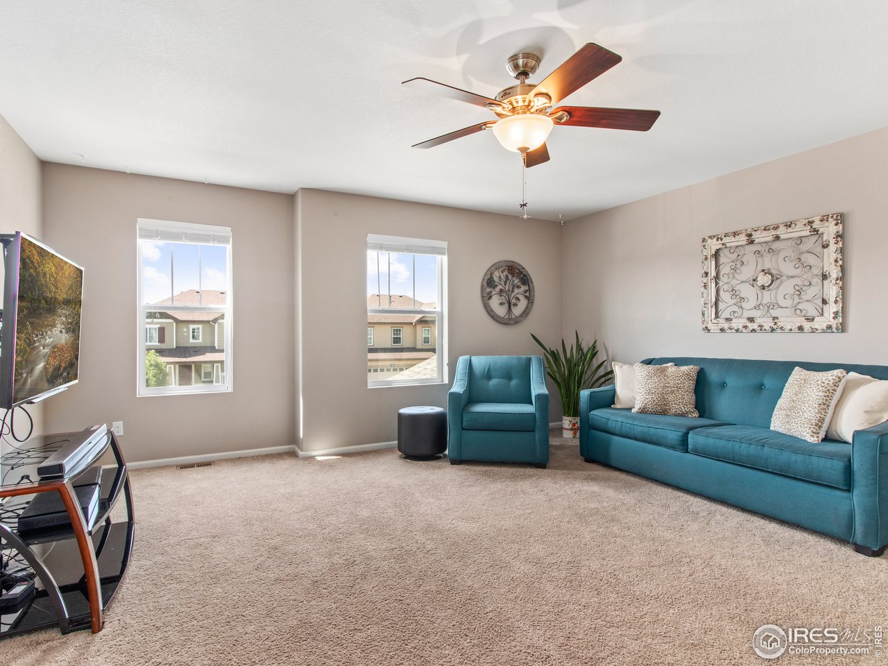 3318 Quicksilver Road Frederick, CO 80516 - Photo 15 of 28 Upstairs loft/family room