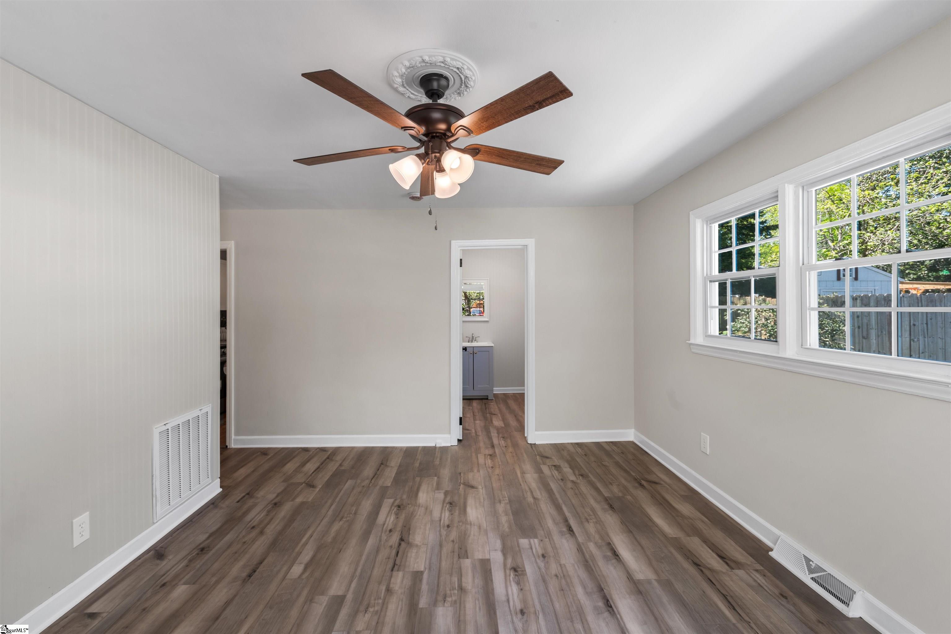 218 Mark Street Easley, SC 29640 - Photo 13 of 33 Gallery Image 13