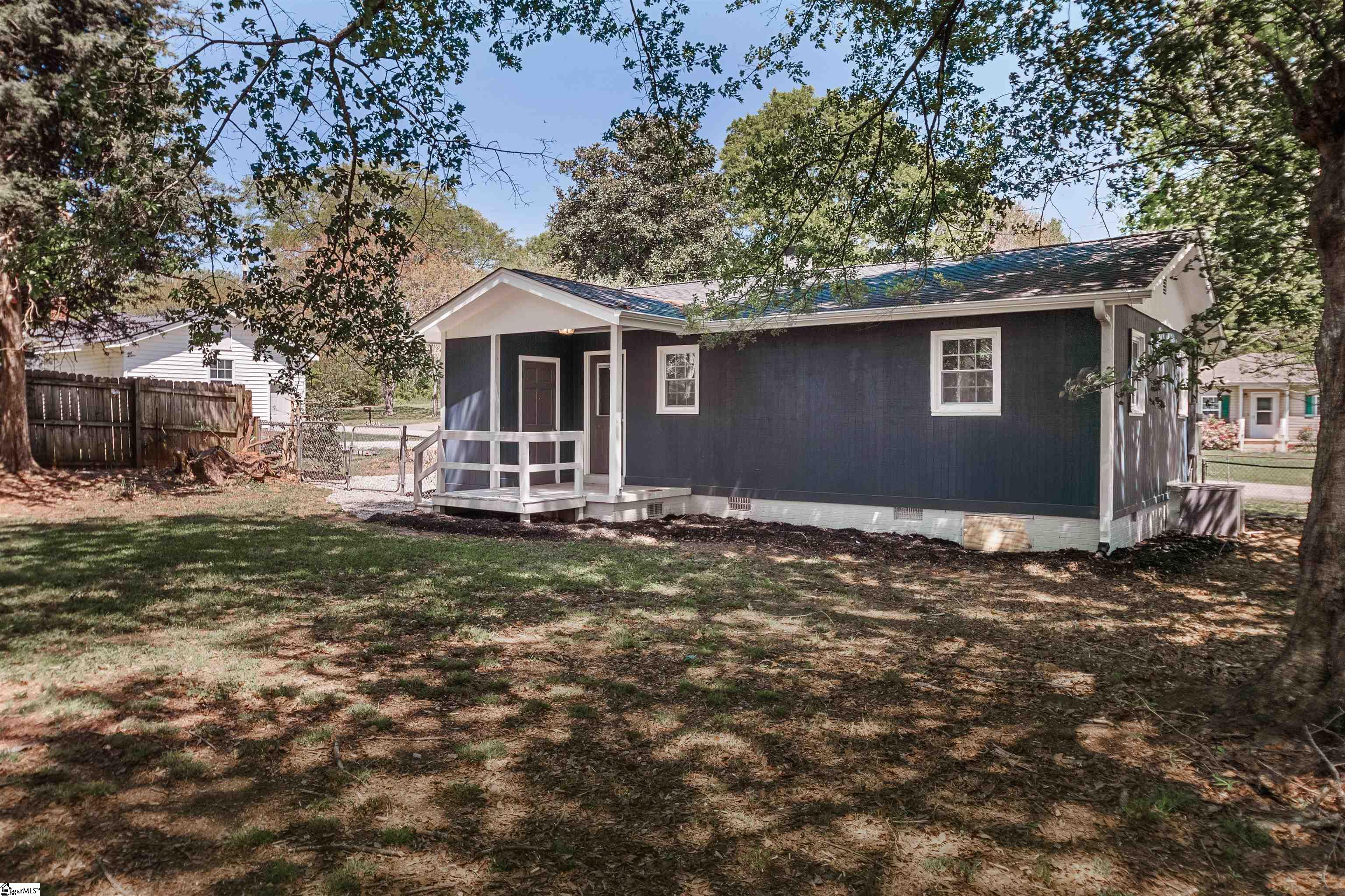 218 Mark Street Easley, SC 29640 - Photo 6 of 33 Gallery Image 6