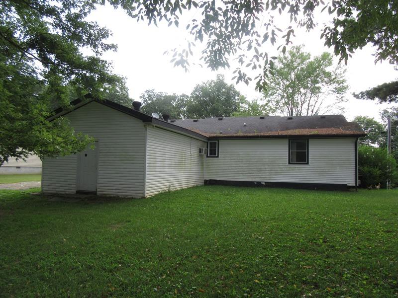 2118 Powell Road Clarksville, TN 37043 - Photo 7 of 8 Gallery Image 7
