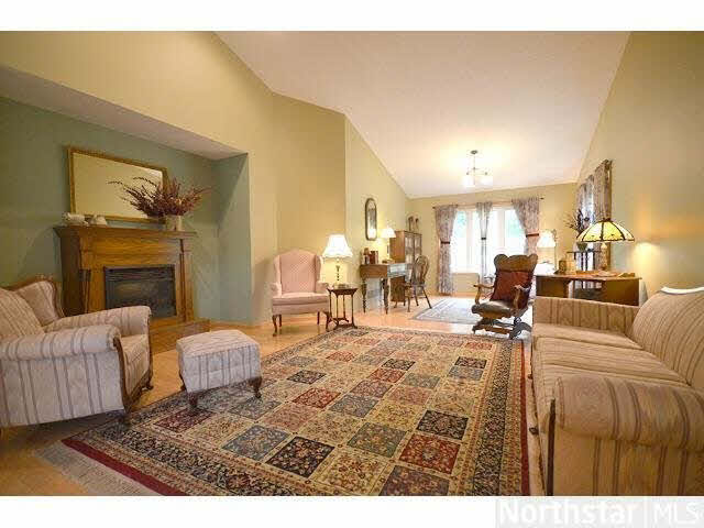 227 Sundance Ridge Buffalo, MN 55313 - Photo 3 of 15