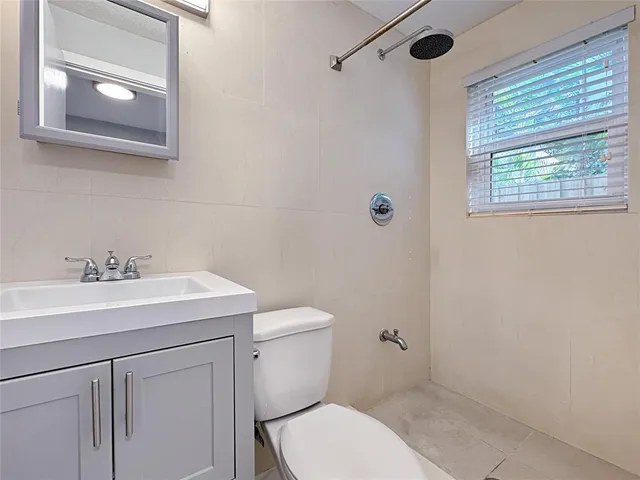 $1,595 | 1503 Northeast 4th Court, Unit 4, Fort Lauderdale, FL 33301