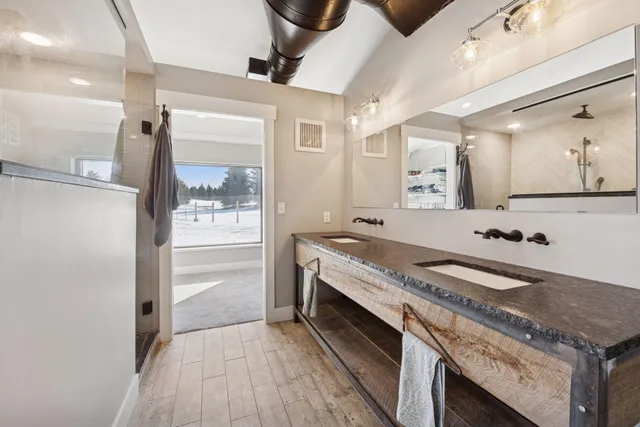 $1,325,000 | 23795 Laredo Avenue, Belle Plaine, MN 56011