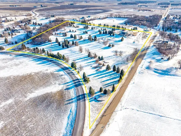 $1,325,000 | 23795 Laredo Avenue, Belle Plaine, MN 56011