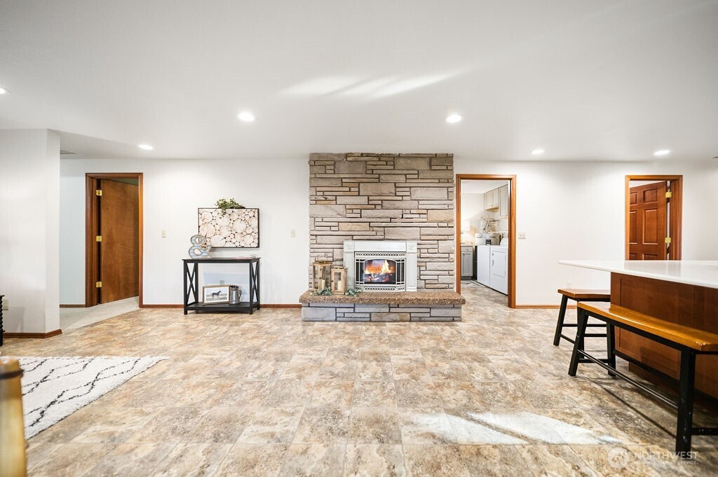 8393 Northwest Duryea Road Bremerton, WA 98312 - Photo 28 of 40