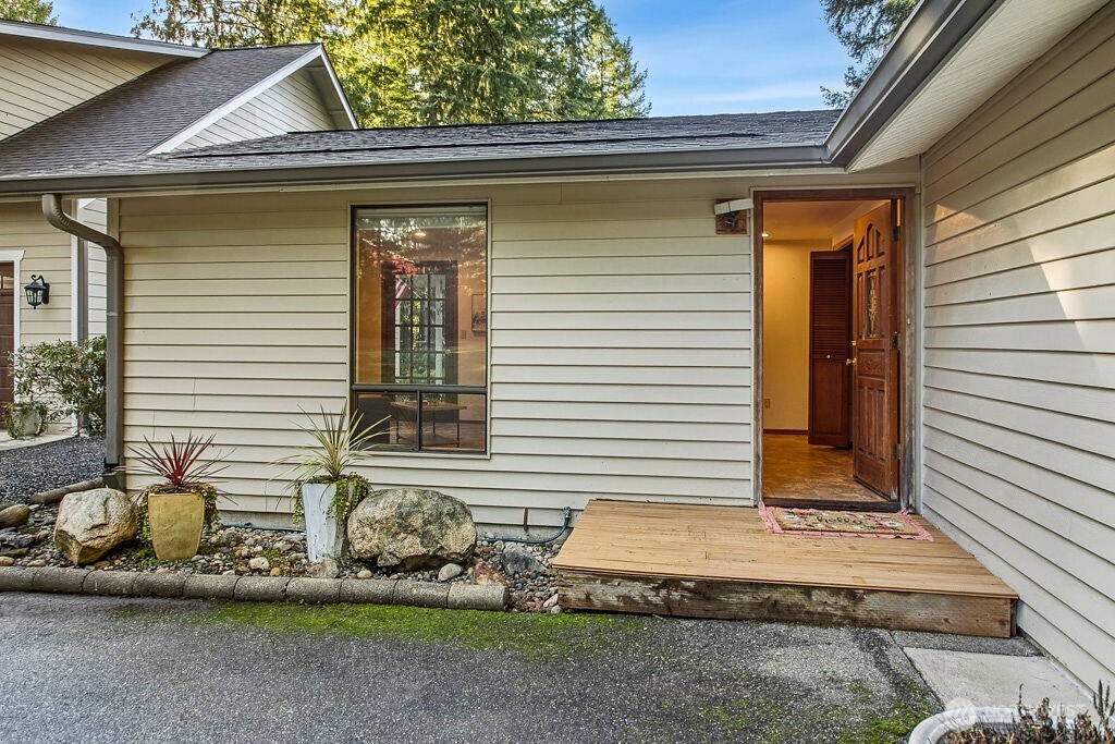 8393 Northwest Duryea Road Bremerton, WA 98312 - Photo 4 of 40