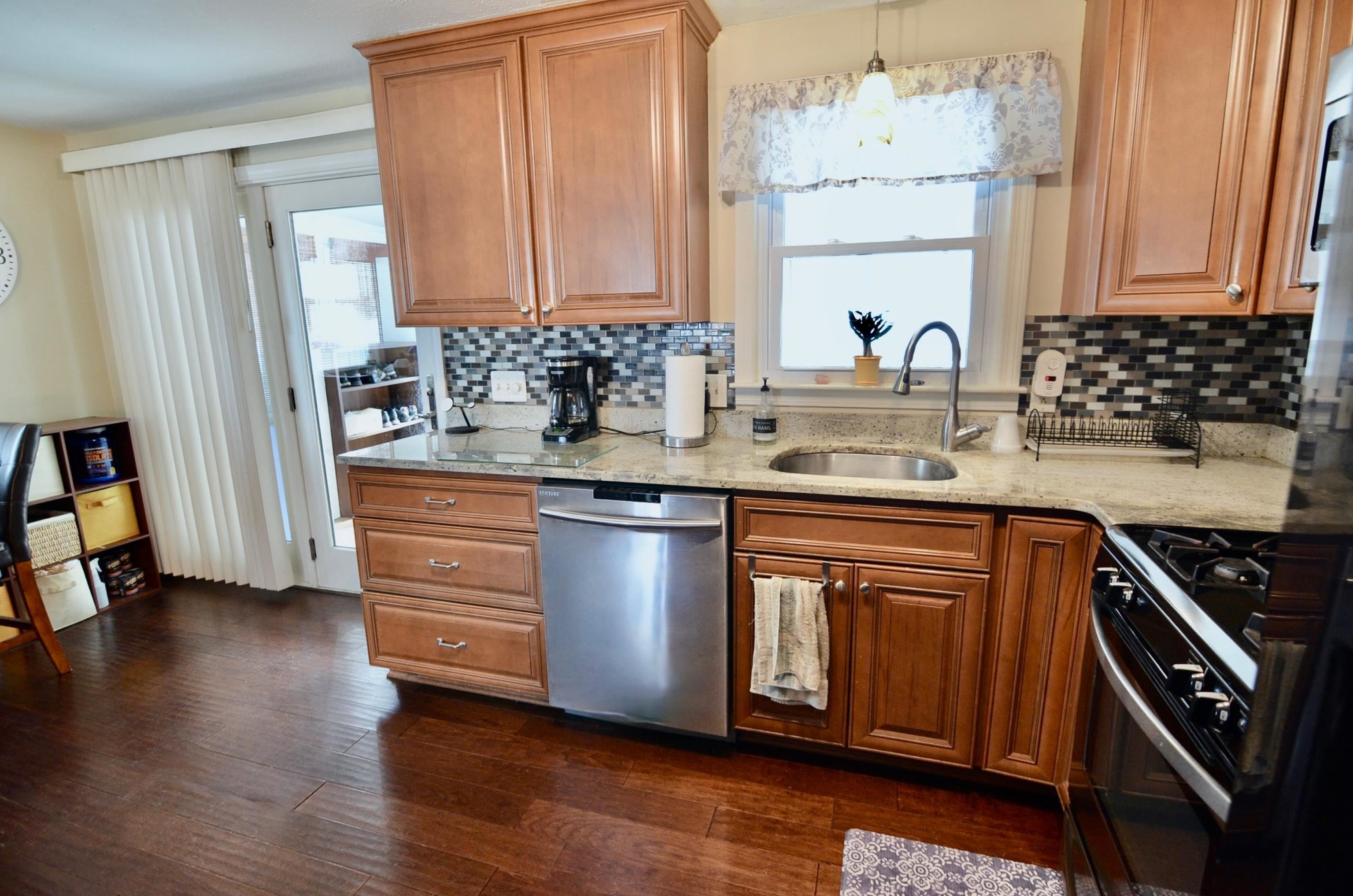 205 Corning Road Manchester, NH 03109 - Photo 32 of 34
