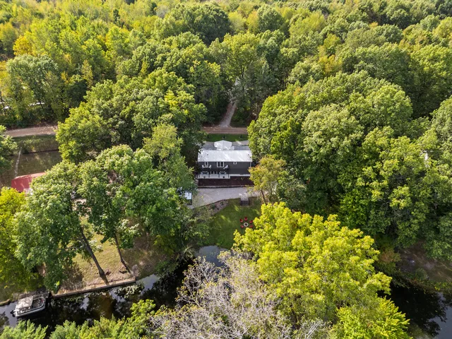 $415,000 | 7841 Topinabee Drive, Montgomery, MI 49255