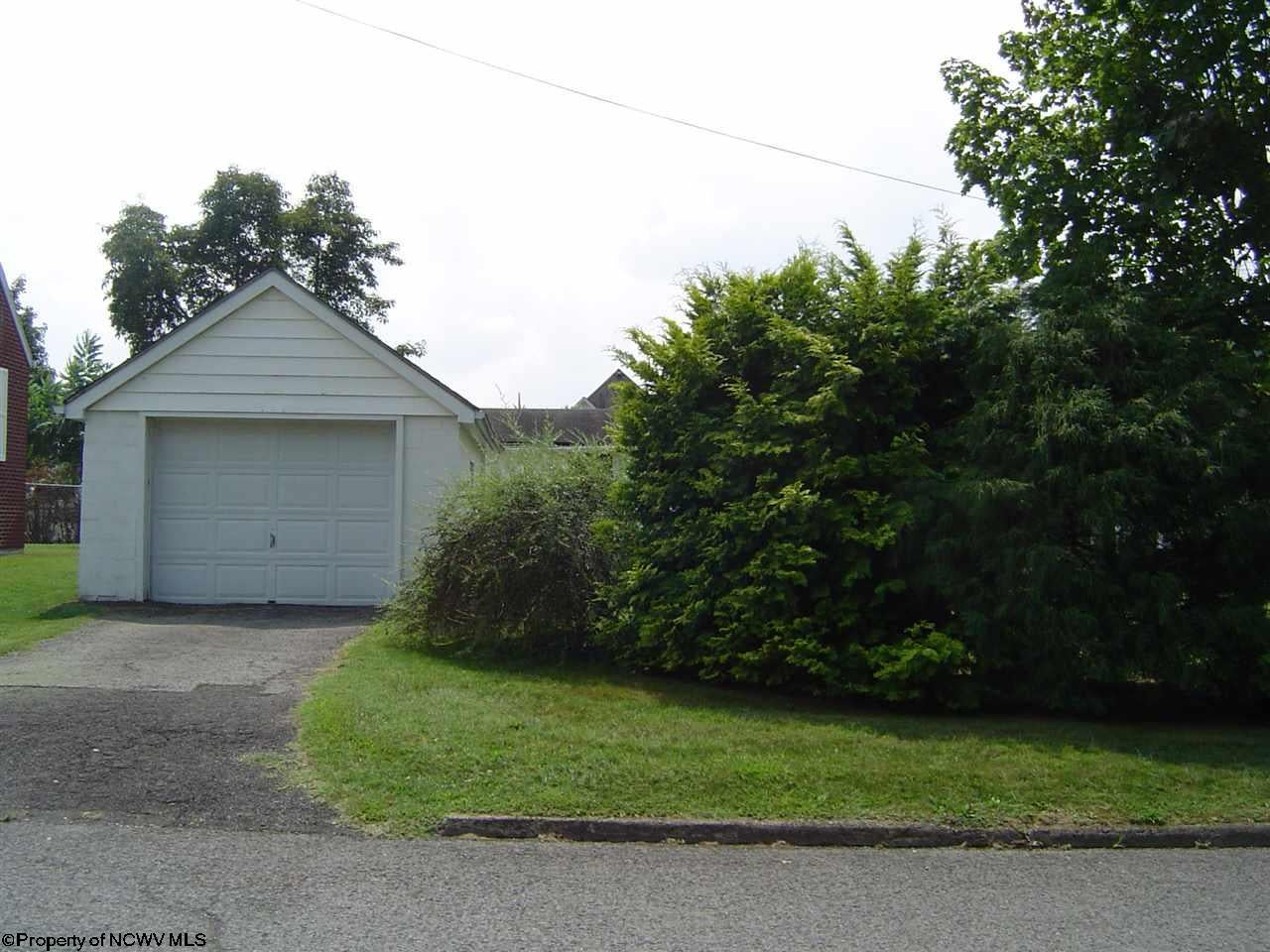 132 Cimarron Road Clarksburg, WV 26301 - Photo 10 of 12 Gallery Image 10