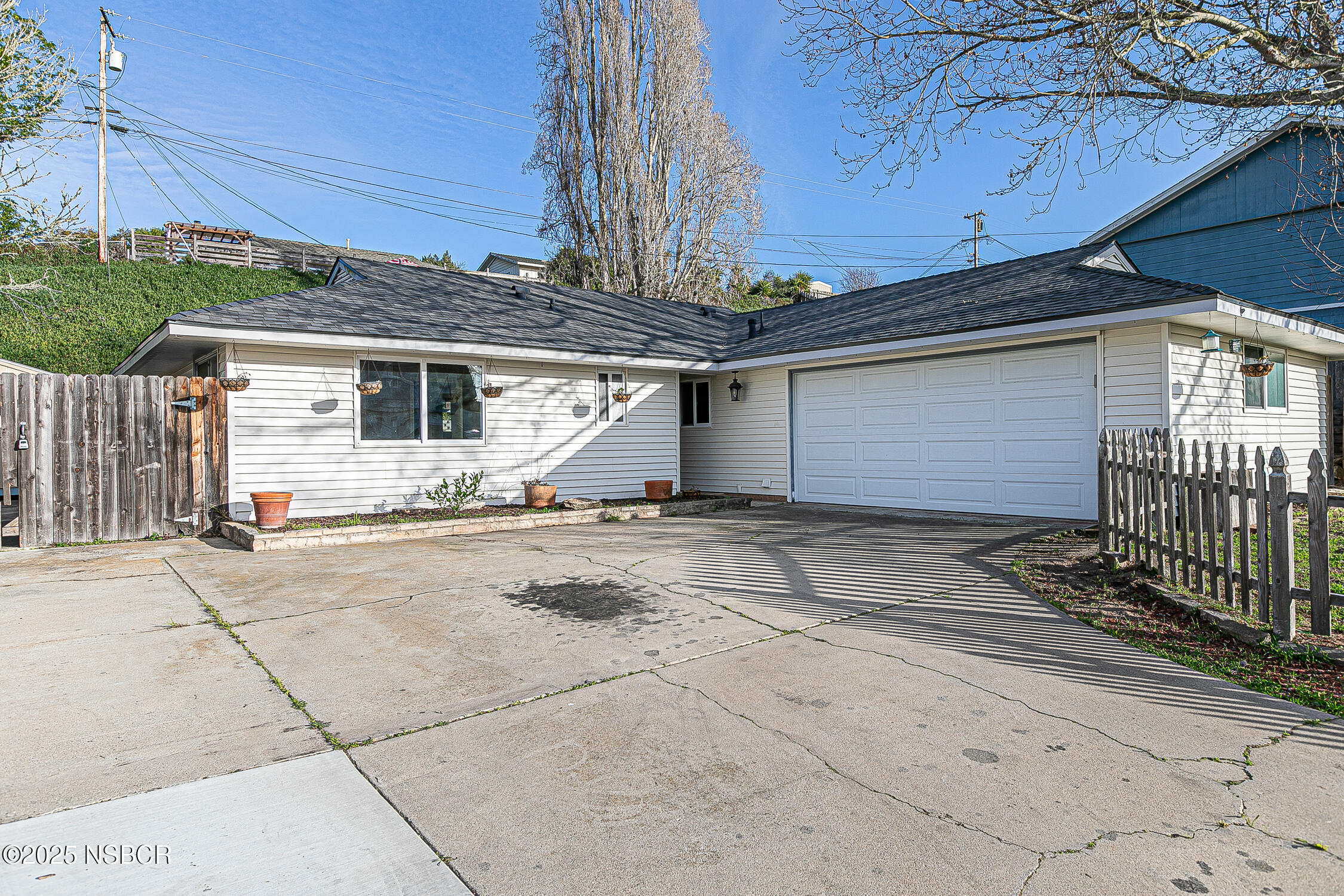 533 Sunbeam Road Lompoc, CA 93436 - Photo 26 of 27 a view of a house with a garage