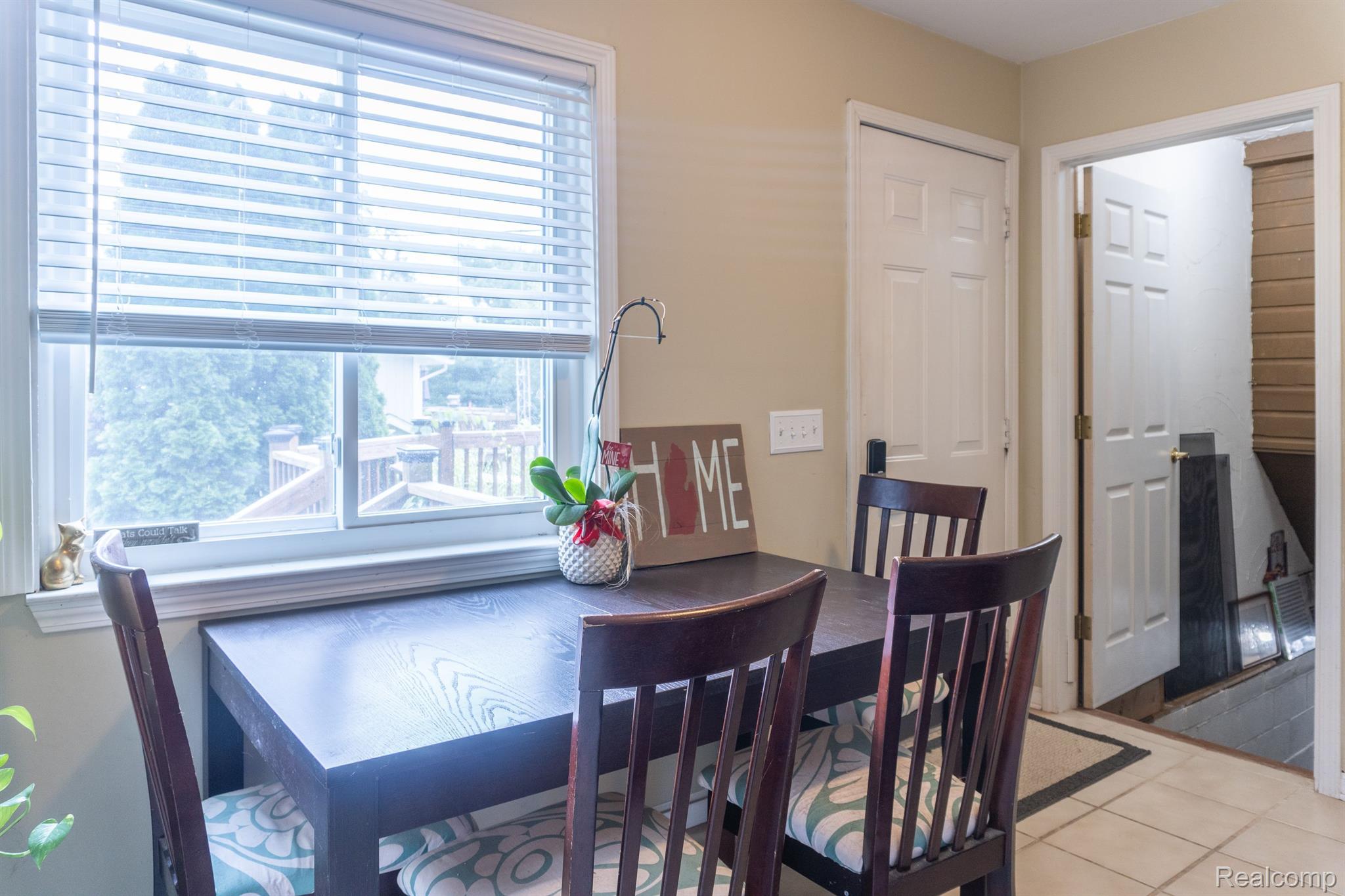 4080 England Beach Road White Lake, MI 48383 - Photo 14 of 59 Gallery Image 14