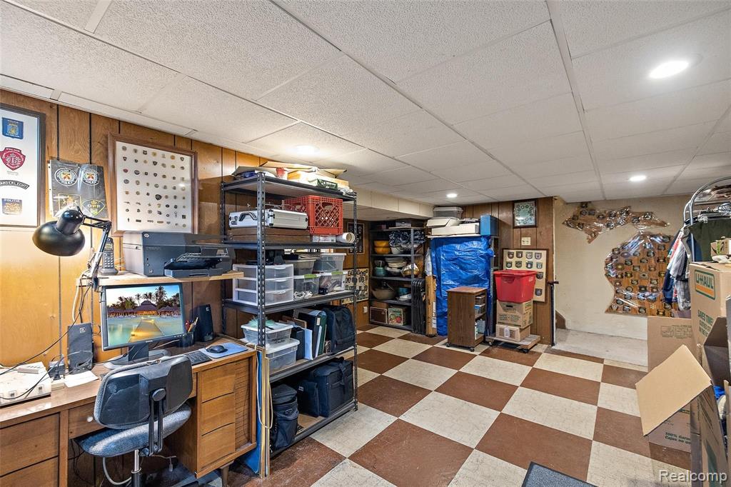 2709 Common Road Warren, MI 48092 - Photo 22 of 27 Gallery Image 22