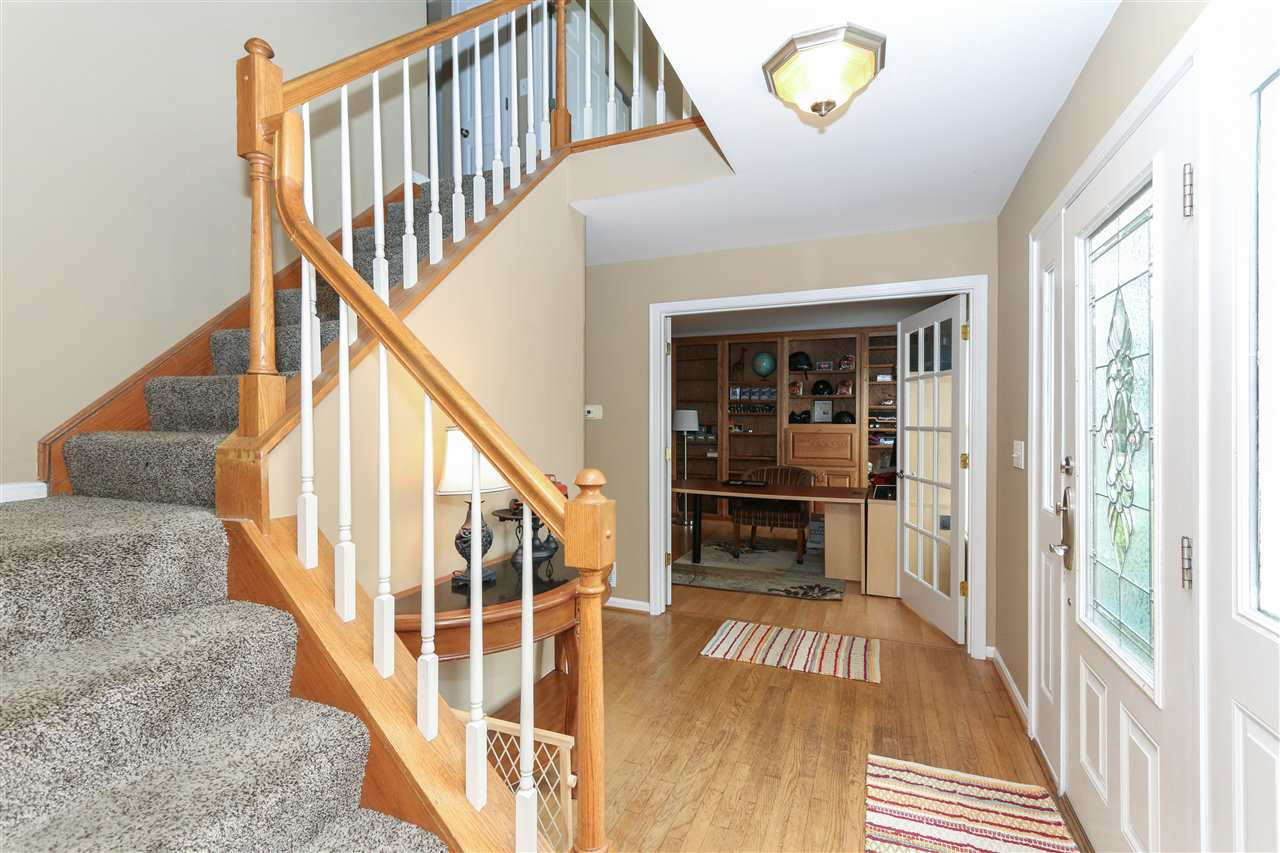 3037 Charter Oak Road Fort Mitchell, KY 41017 - Photo 4 of 39 Gallery Image 4