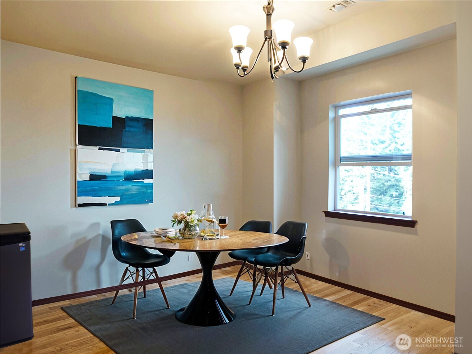 5451 32nd Avenue Southwest Seattle, WA 98126 - Photo 15 of 34 a dining room with furniture and window