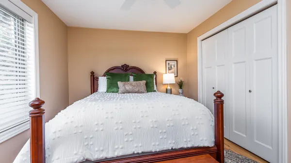 $574,000 | 18694 West Michelle Court, East Dubuque, IL 61025