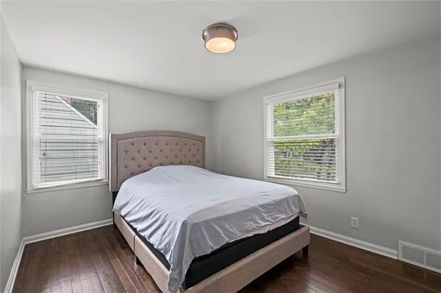 $560,000 | 7400 Canterbury Street, Prairie Village, KS 66208