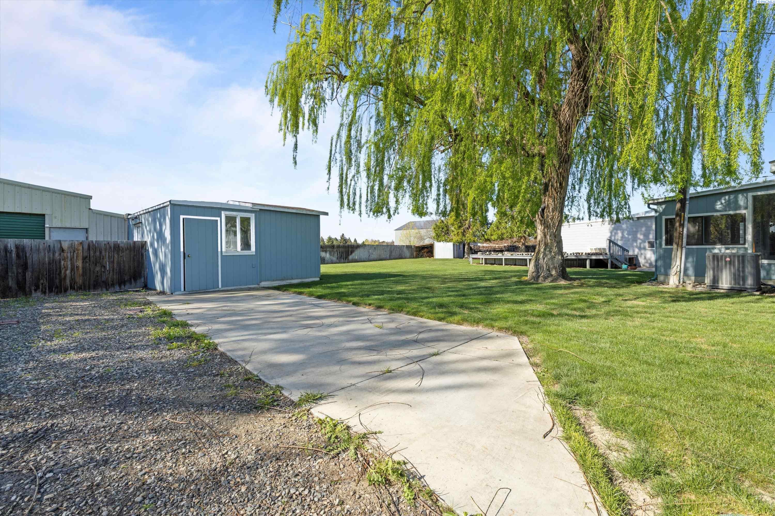 207805 East Finley Road Kennewick, WA 99337 - Photo 35 of 46 Gallery Image 35