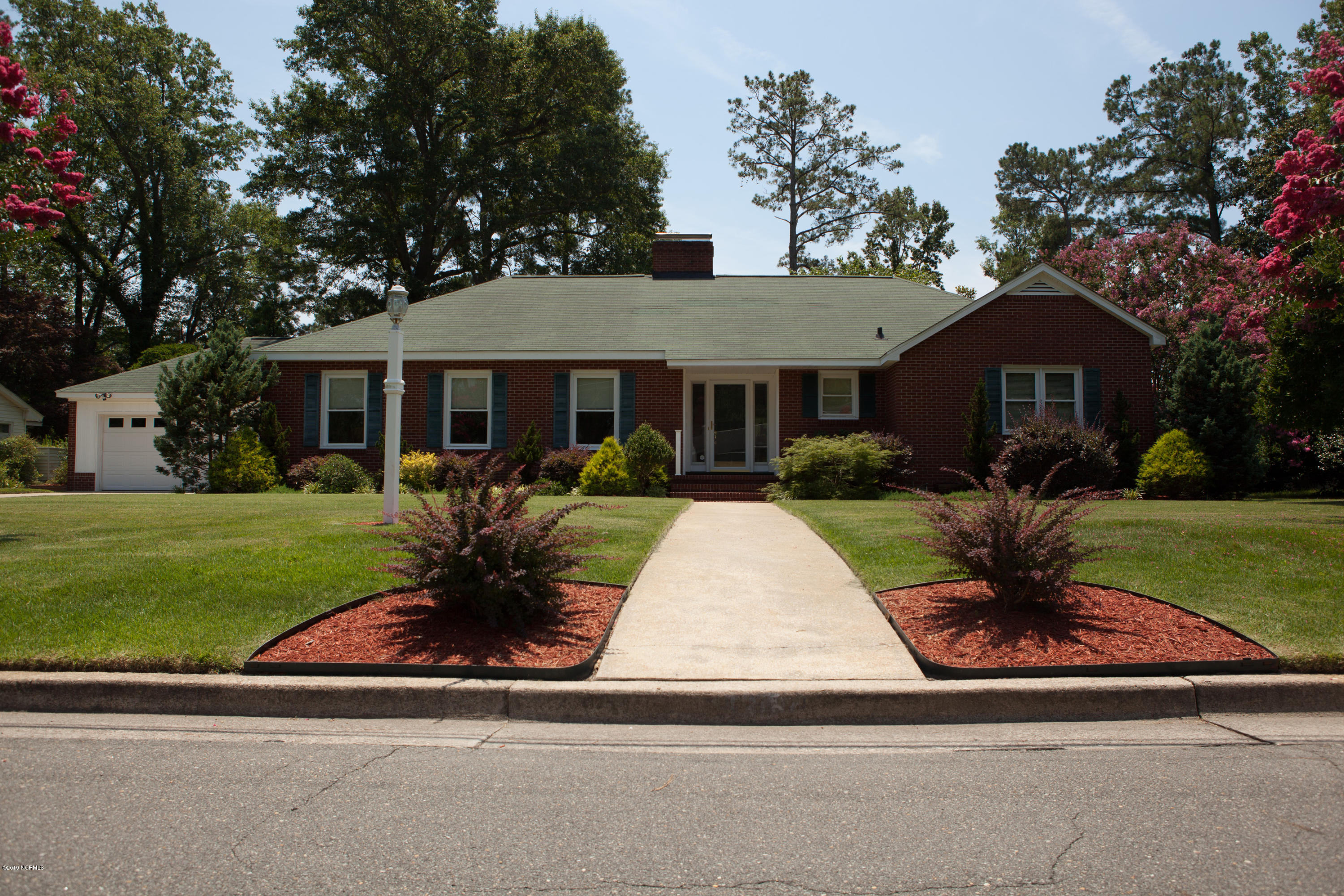 1300 Stockton Road Kinston, NC 28504 - Photo 3 of 40 IMG_3205