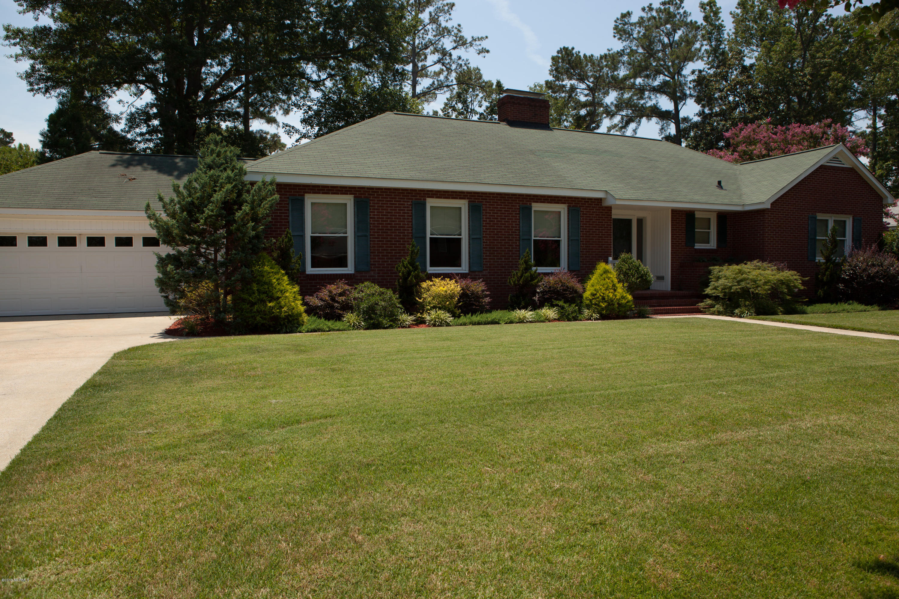 1300 Stockton Road Kinston, NC 28504 - Photo 4 of 40 IMG_3206