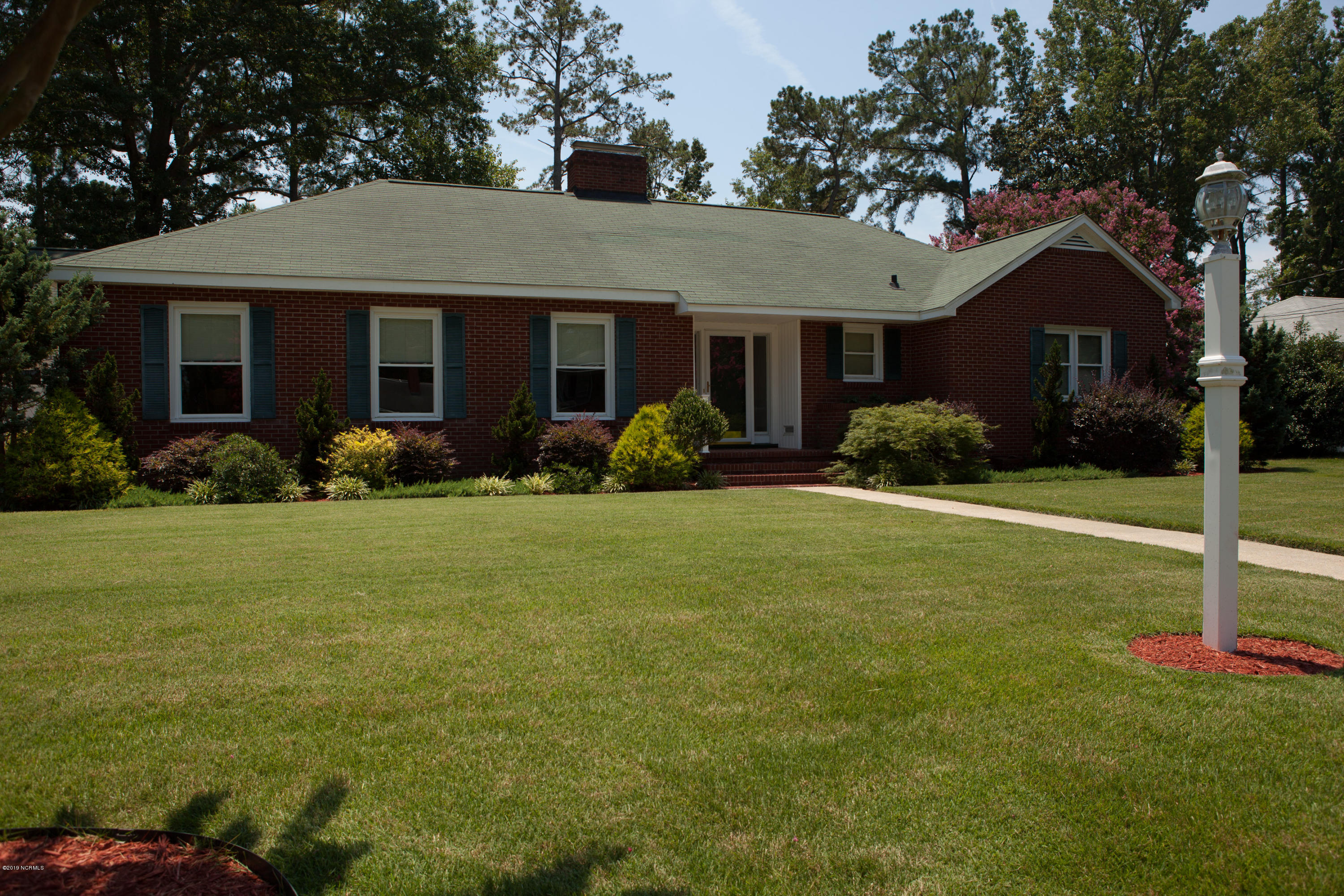 1300 Stockton Road Kinston, NC 28504 - Photo 7 of 40 IMG_3210