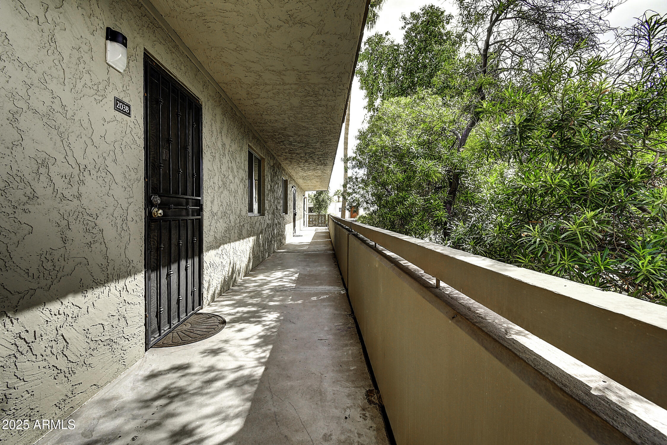 7625 East Camelback Road, Unit B203 Scottsdale, AZ 85251 - Photo 27 of 29 a view of balcony