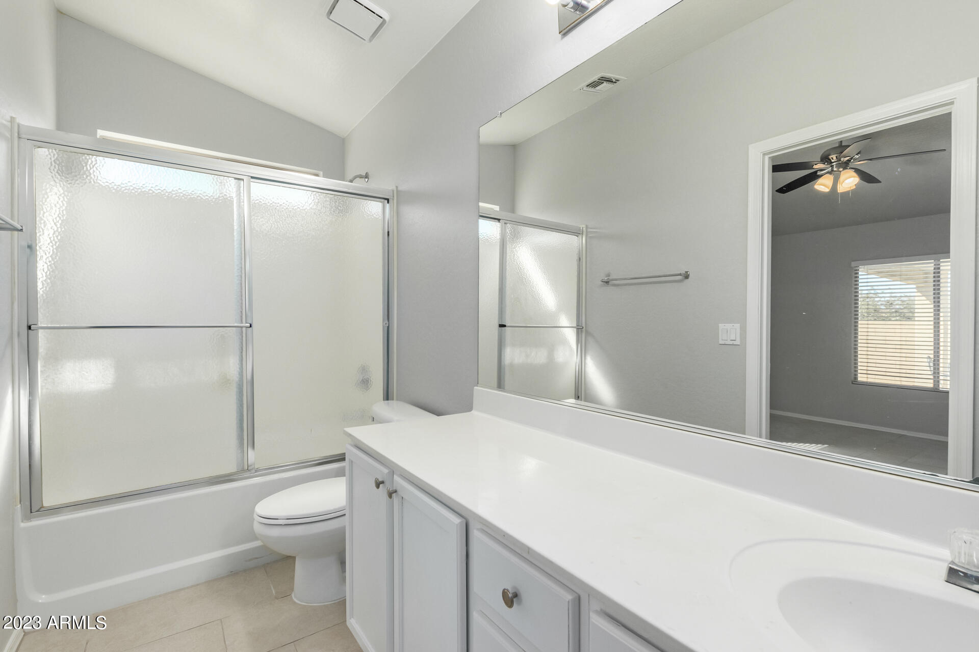 17715 West Redfield Road Surprise, AZ 85388 - Photo 16 of 33