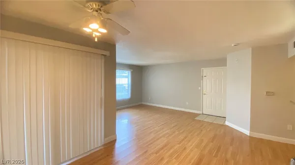 $1,499 | 5055 West Hacienda Avenue, Unit 1030, Las Vegas, NV 89118