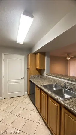 $1,499 | 5055 West Hacienda Avenue, Unit 1030, Las Vegas, NV 89118