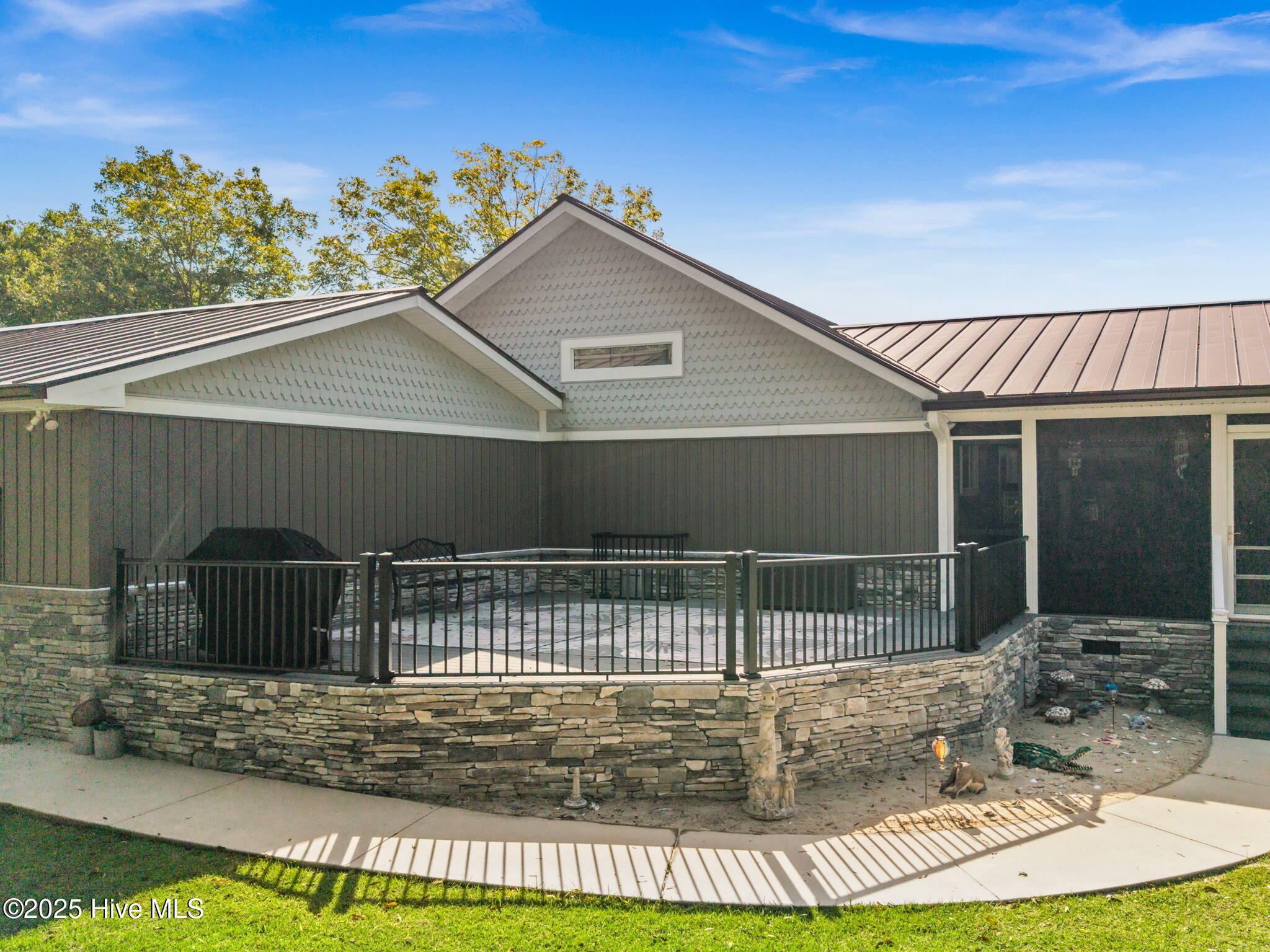 280 Hickman Road Northwest Calabash, NC 28467 - Photo 11 of 59 18-web-or-mls-CamMediaLLC.com (4 of 64)