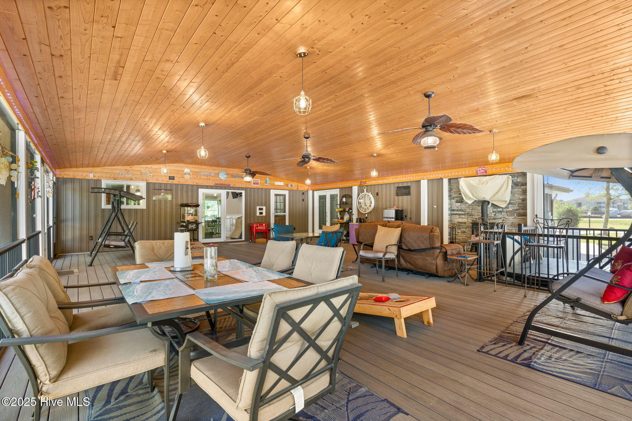 280 Hickman Road Northwest Calabash, NC 28467 - Photo 52 of 59 33-web-or-mls-CamMediaLLC.com (46 of 64)