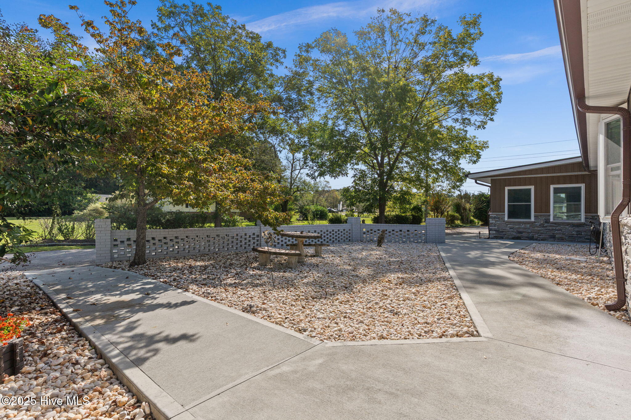 280 Hickman Road Northwest Calabash, NC 28467 - Photo 6 of 59 62-web-or-mls-CamMediaLLC.com (51 of 64)