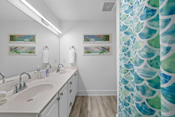 $725,000 | 8575 Gulf Boulevard, Unit 1402, Navarre, FL 32566