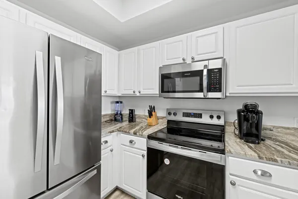 $725,000 | 8575 Gulf Boulevard, Unit 1402, Navarre, FL 32566