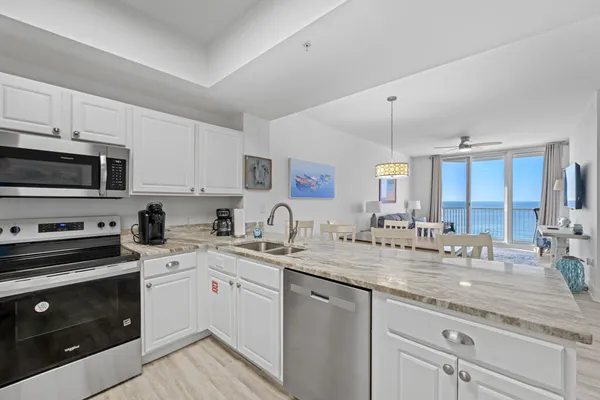$725,000 | 8575 Gulf Boulevard, Unit 1402, Navarre, FL 32566