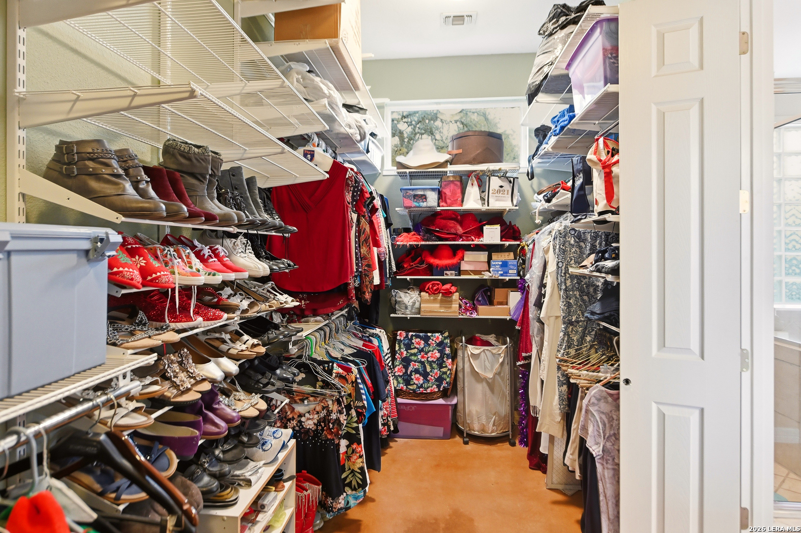 752 Taylor Bulverde, TX 78163 - Photo 16 of 77