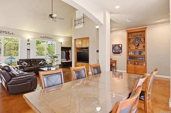 $1,150,000 | 752 Taylor, Bulverde, TX 78163