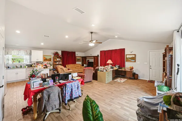 $1,150,000 | 752 Taylor, Bulverde, TX 78163