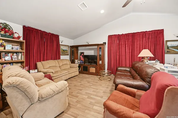 $1,150,000 | 752 Taylor, Bulverde, TX 78163