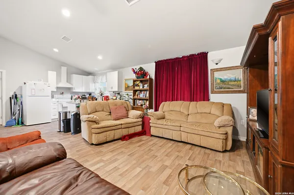 $1,150,000 | 752 Taylor, Bulverde, TX 78163
