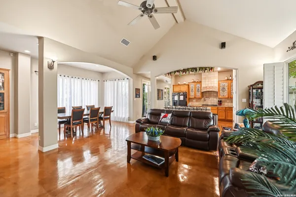 $1,150,000 | 752 Taylor, Bulverde, TX 78163