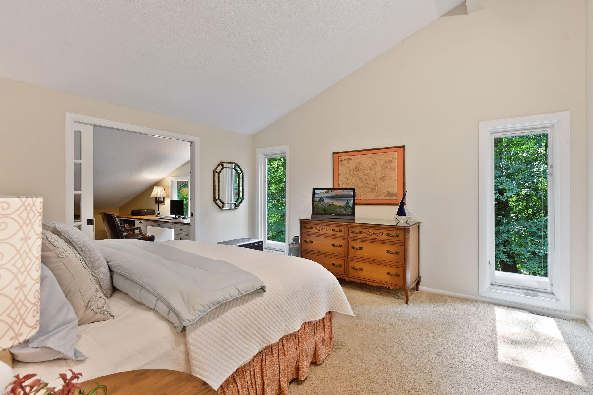 19105 Ramsey Road Deephaven, MN 55391 - Photo 18 of 44