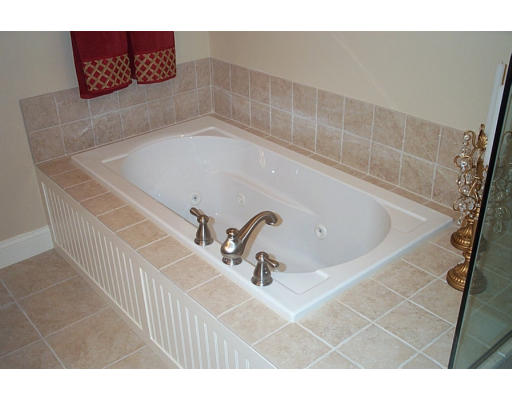 6 Old County Road, Unit 8 Sudbury, MA 01776 - Photo 15 of 15 Gallery Image 15