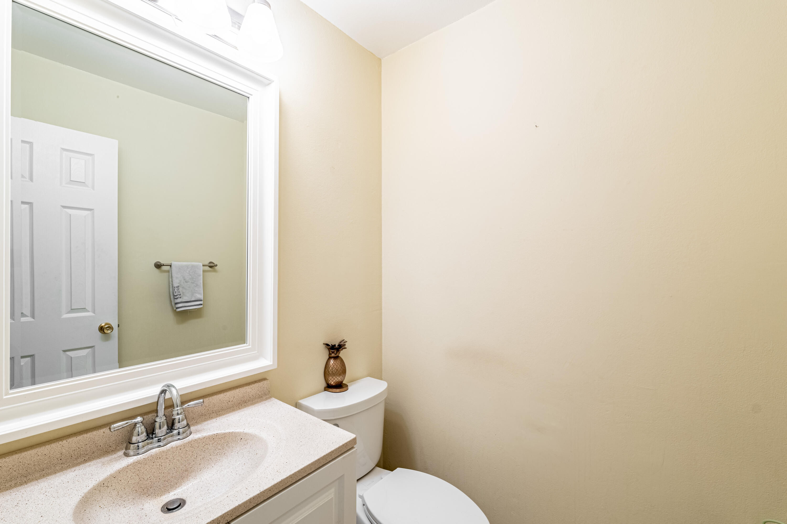 460 High Point Drive, Unit C Delray Beach, FL 33445 - Photo 13 of 18 P1214165-HDR