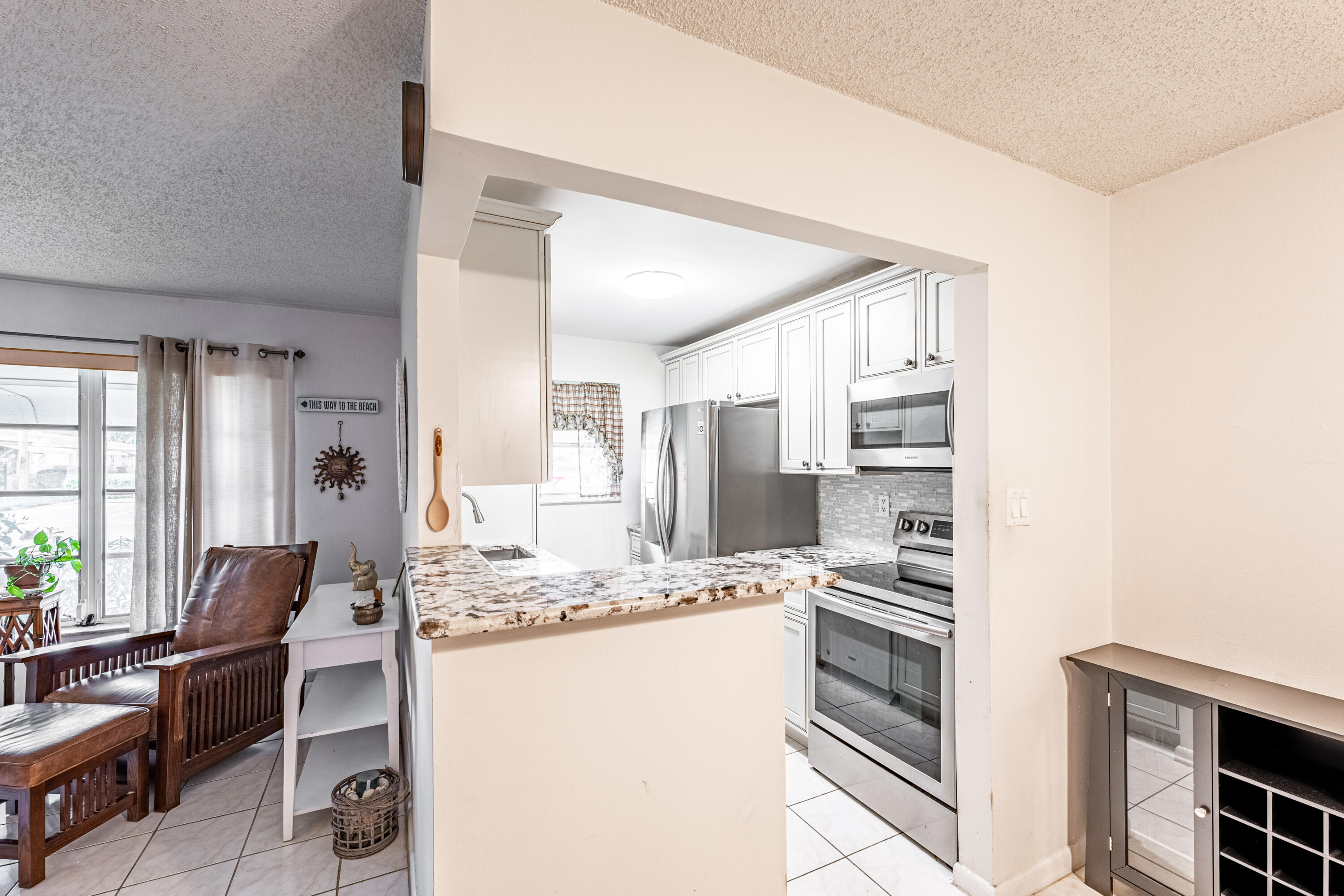 460 High Point Drive, Unit C Delray Beach, FL 33445 - Photo 4 of 18 P1214179-HDR